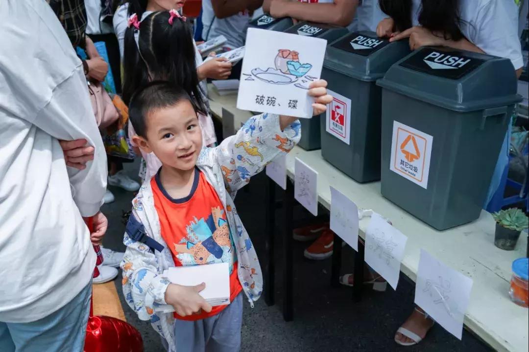 确认过眼神这是谁唱的歌,确认过眼神是过年要加班的人