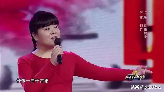 1个人能模仿10多位歌手唱歌,一个人模仿十几个歌手唱歌