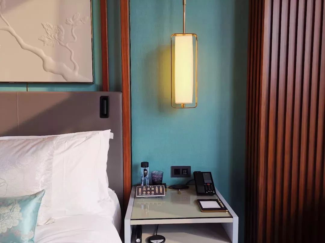 可以看到紫禁城日升月落的酒店，你来不来？