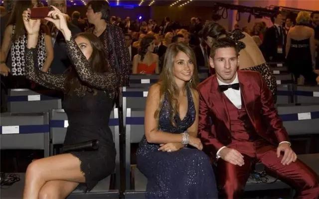 足球浪漫爱情故事,足球界的爱情故事