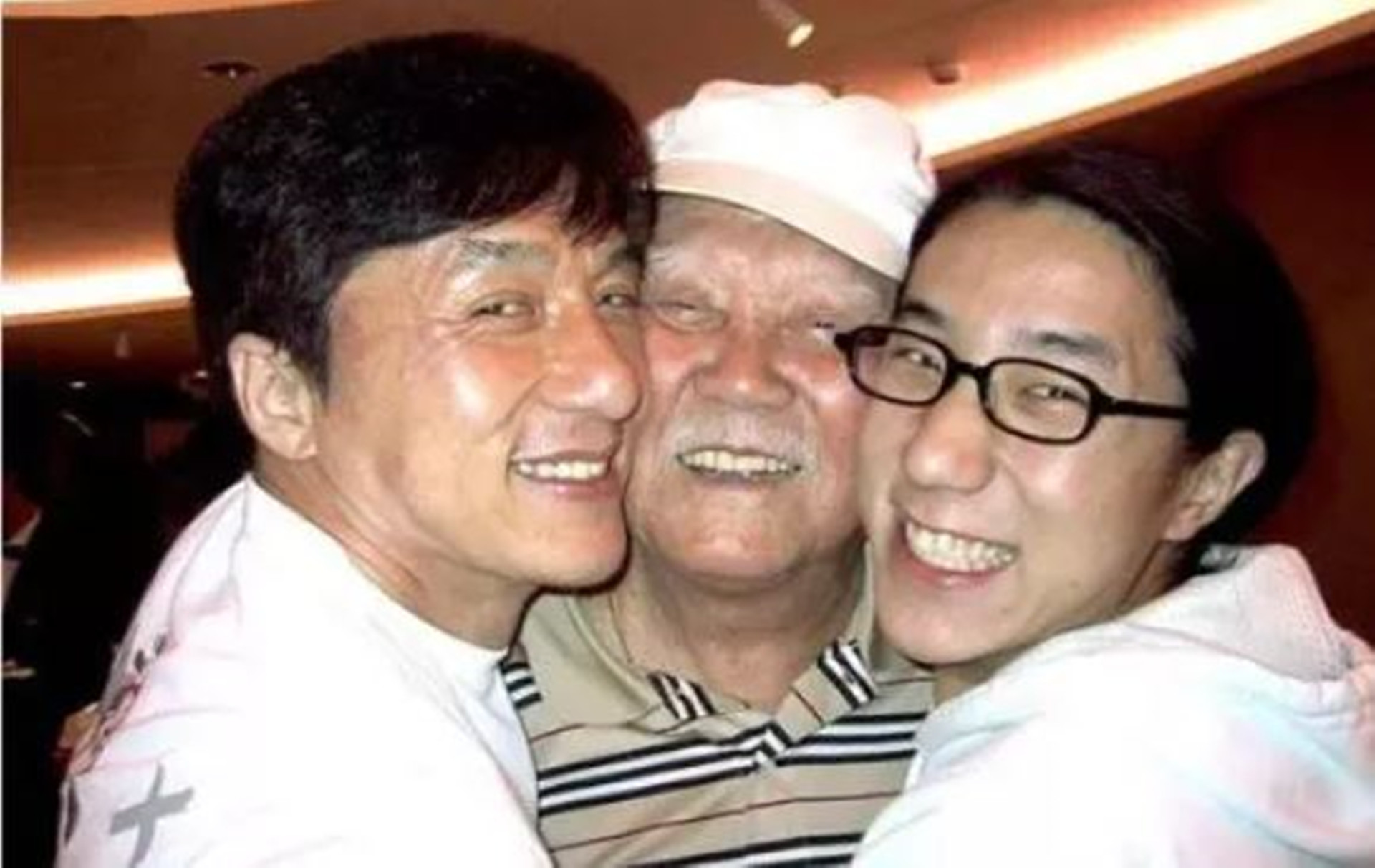 成龙是房玄龄的后裔吗,成龙房玄龄关系