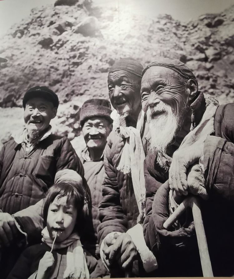 湖北卫视人工天河红旗渠纪录片,实拍人工天河红旗渠视频