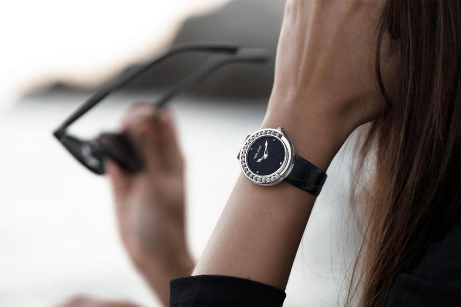 艾戈勒手表官方直播间,辛巴直播间卖艾戈勒手表