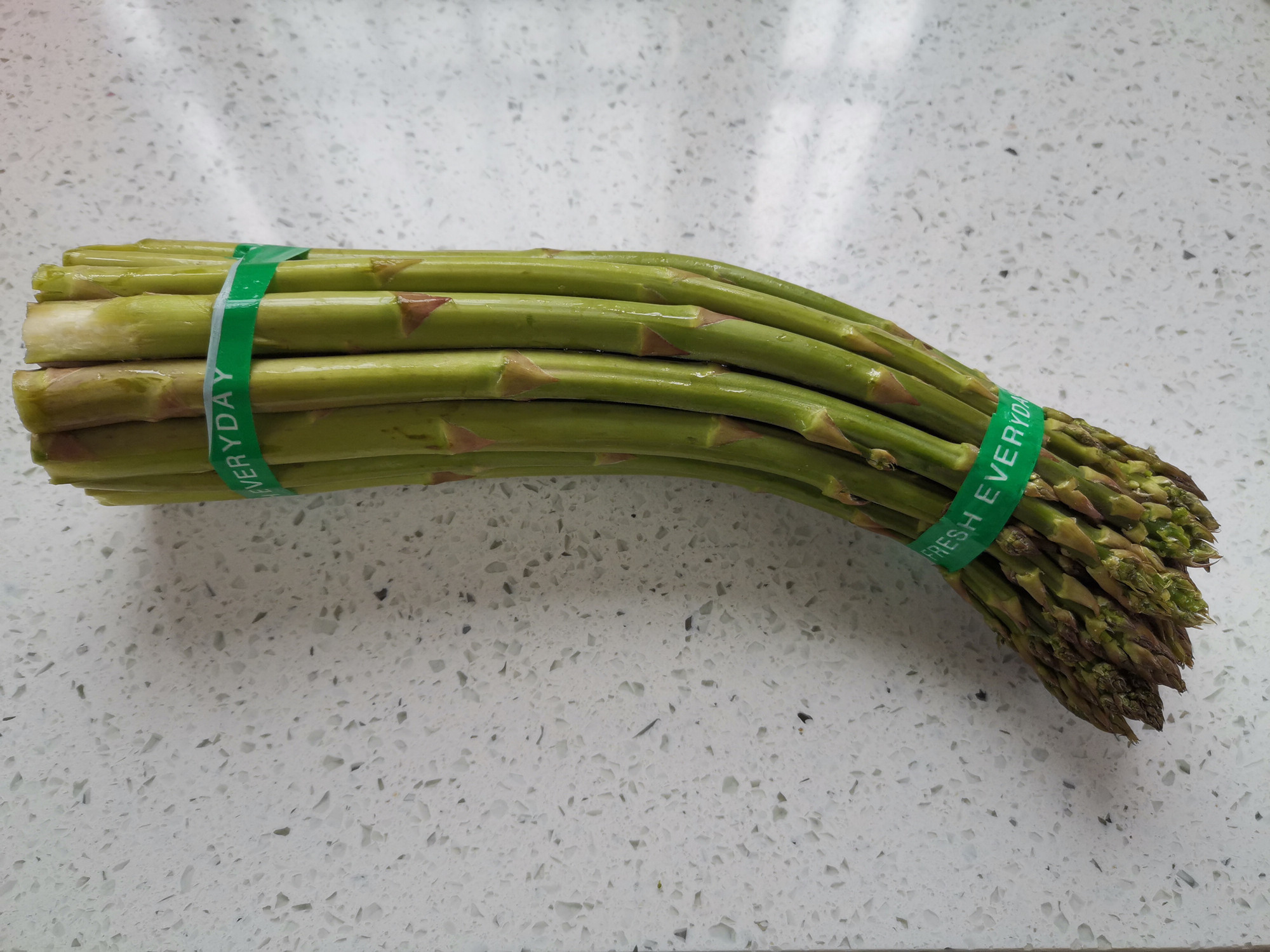 应季芦笋如何做到清脆可口?关键在食材的这3种处理,太简单了