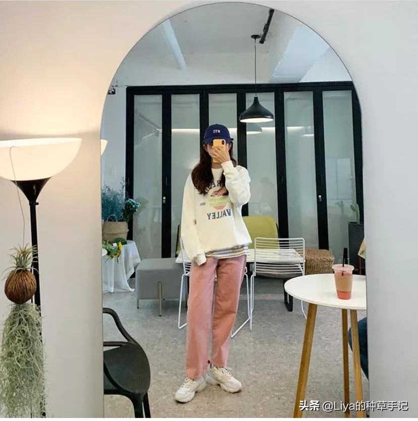 衬衫的多种叠穿法,衬衫叠穿法穿出新鲜感