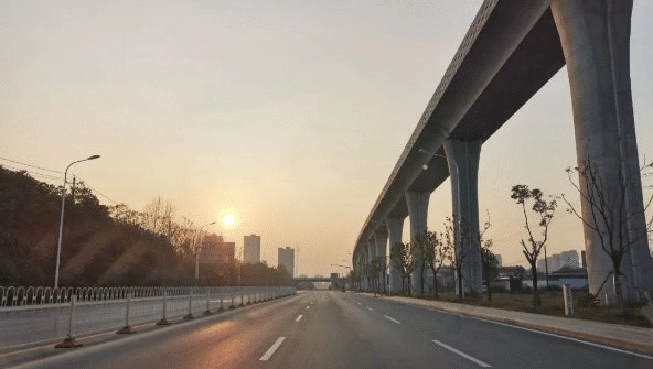 疫情中的替代性创伤,疫情替代性创伤