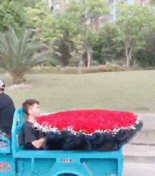 刚从后院挖出来的,大家帮我鉴定一下,我是不是要发财了?