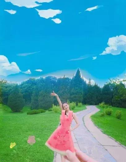 高圆圆产后首晒照身材恢复超好,高圆圆产后首次晒照