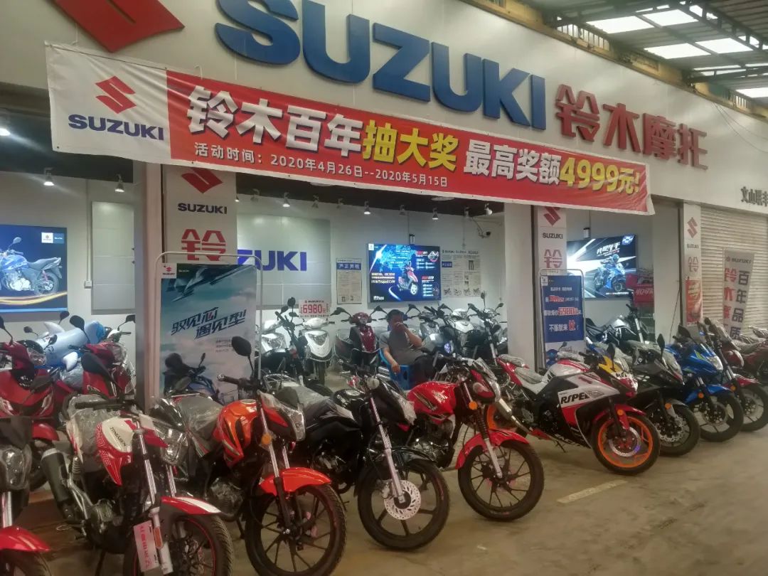 天价头盔图片及价格,头盔高价