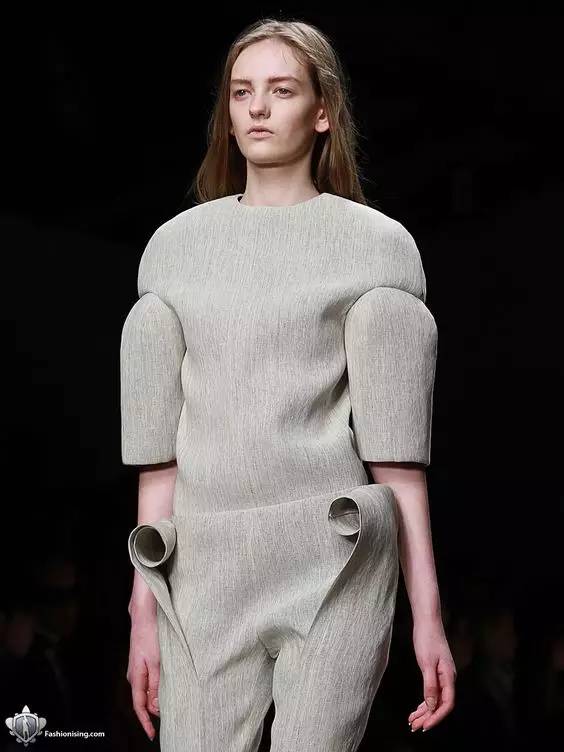 服装设计立体裁剪用什么纸,服装设计立体裁剪作业