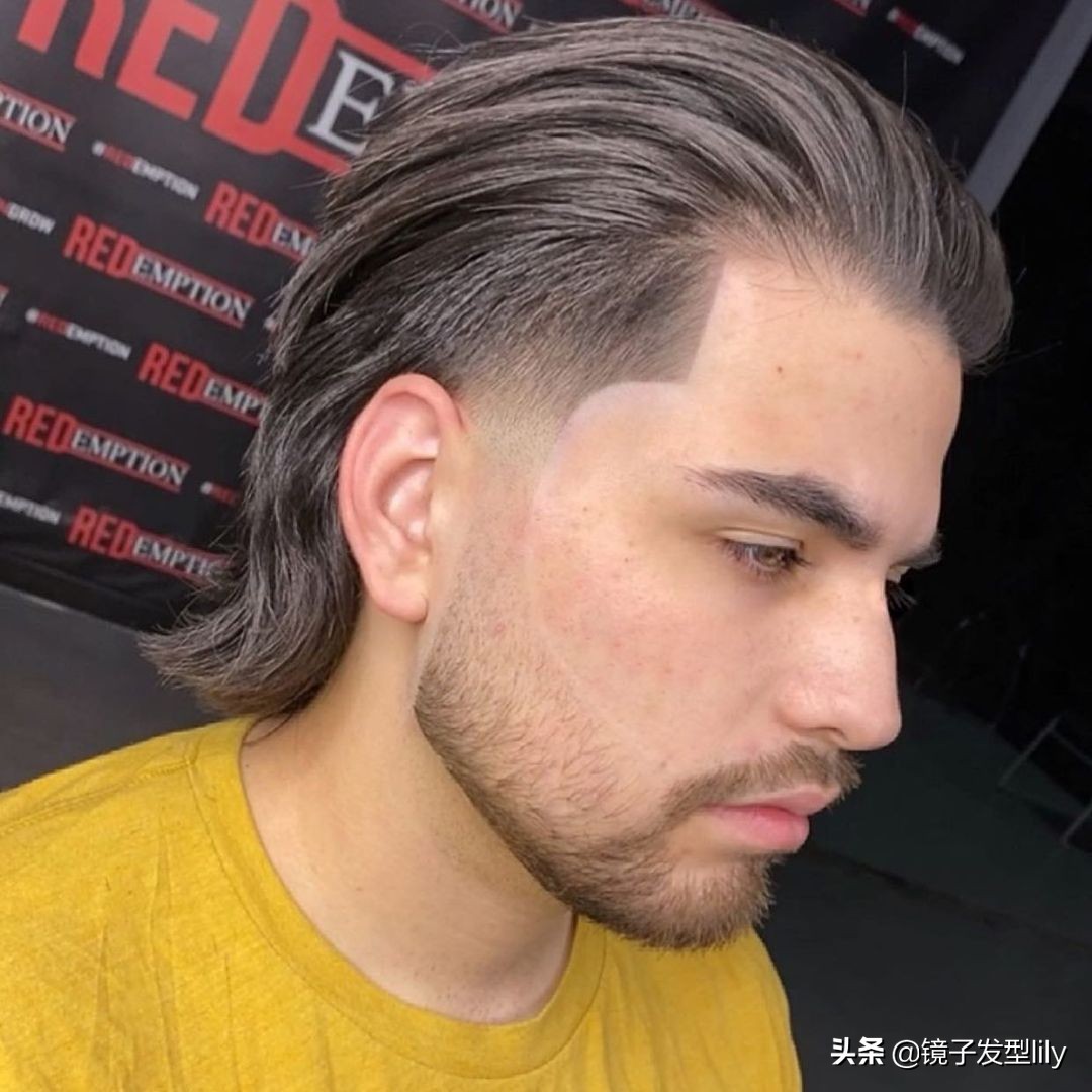 男士烫头发型推荐不明显中长发,男士发型2020流行发型侧背烫发