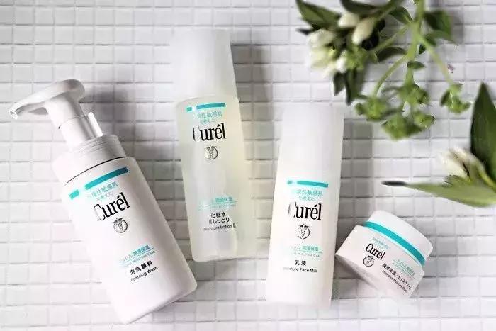 周杰伦代言过的护肤品盘点,周杰伦日本女主