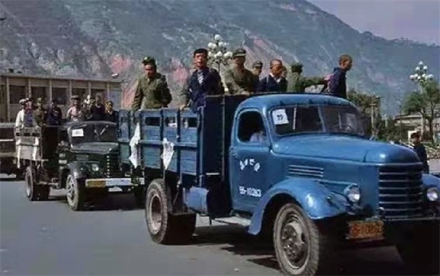 悍匪一分钟连杀7人真实事件,最冷血悍匪14年杀13人