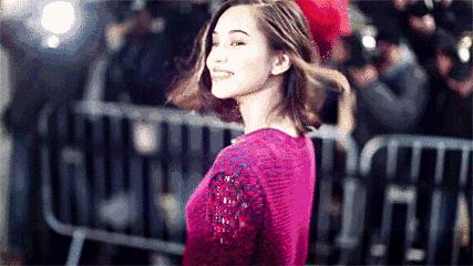 大脸刘海发型推荐自己剪,学生党如何剪修饰脸型的刘海