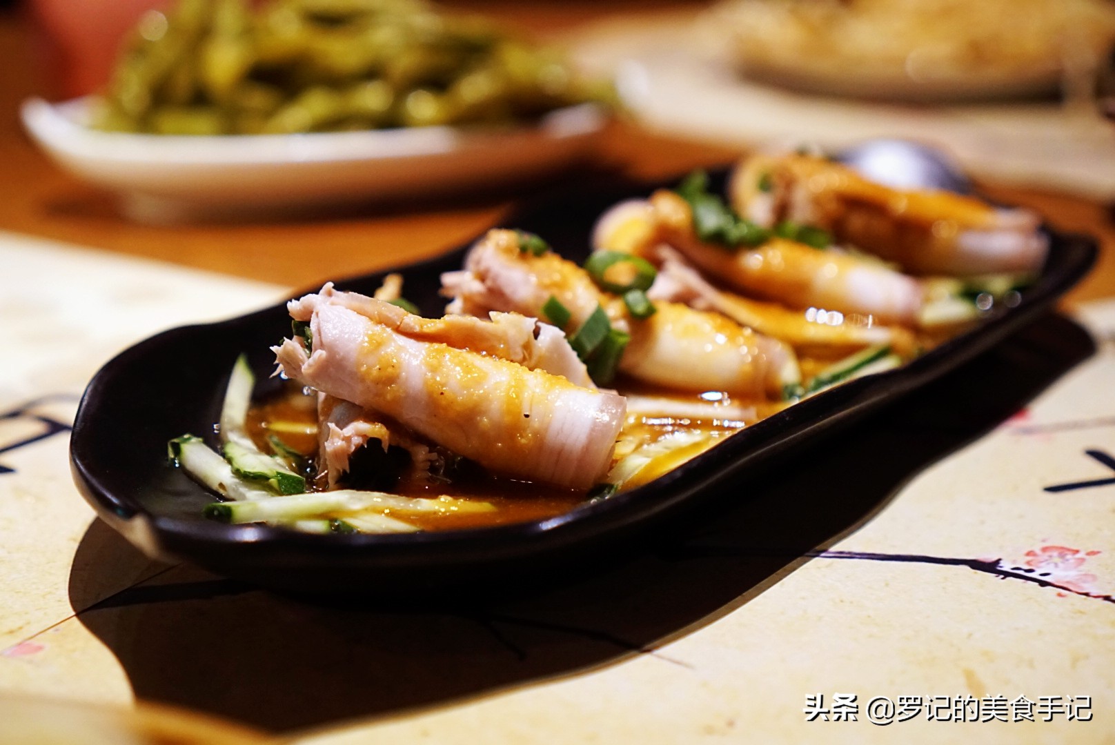 未赏三生三世十里桃花,却走进了这青丘…夜访体育西的这个小酒馆