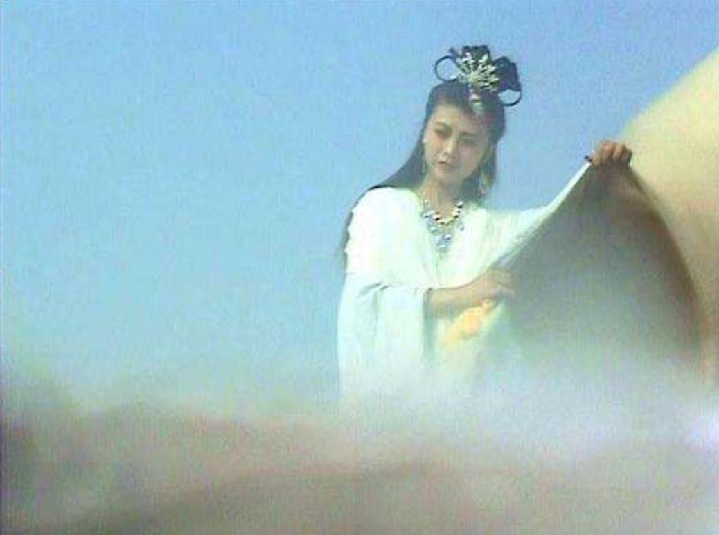 和唐僧对应的女人是谁 (唐僧身边的那个女人是谁)