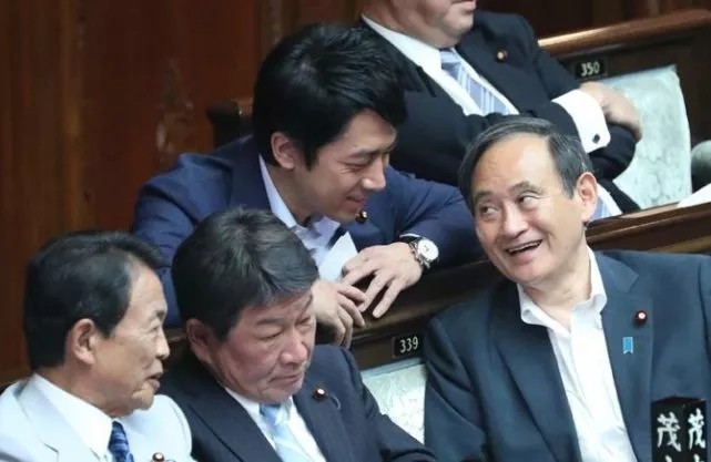 “安倍接班人”上任一月屡出洋相，强辩气候政策“性感”论再遭抨