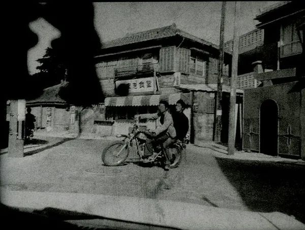 为什么摄影拍照总是感觉不清晰,为什么摄影师拍照清晰