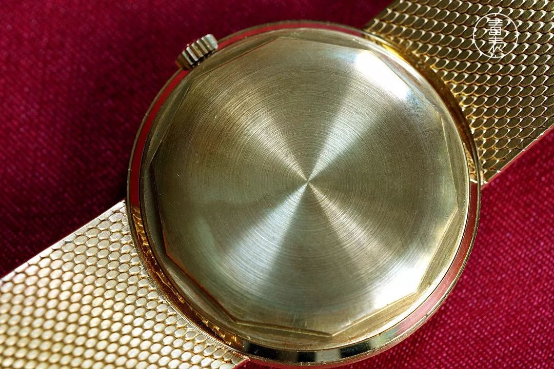 全自动机芯的石英手表,百达翡丽3545石英表价格