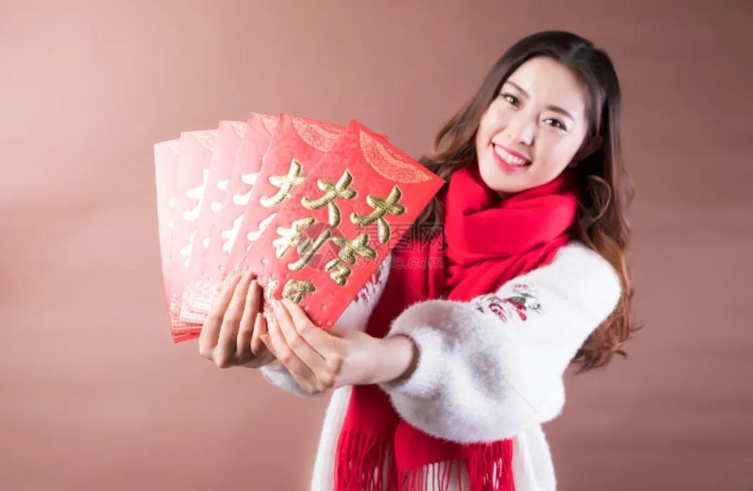 女人节日红包说明什么,女人经常发个红包好吗