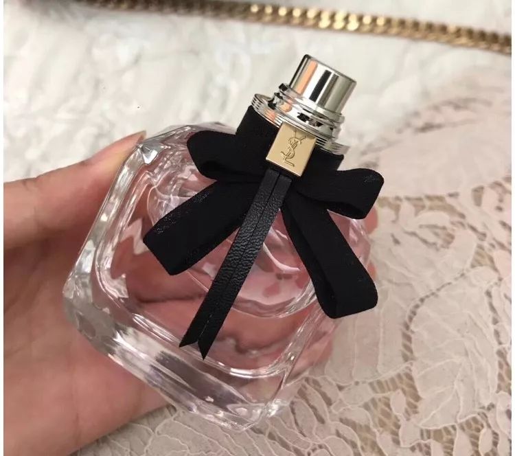 撩汉适合喷哪种香味的香水,单身吸引人的香水