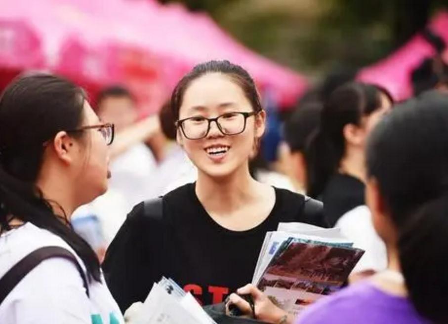 有点名气但录取分数比较低的大学,分数较低的好大学推荐