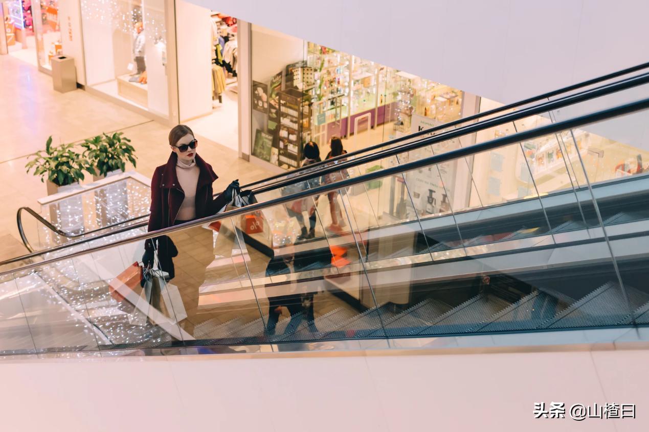 谈朋友食之无味弃之可惜,比较火的二手奢侈品平台有哪些