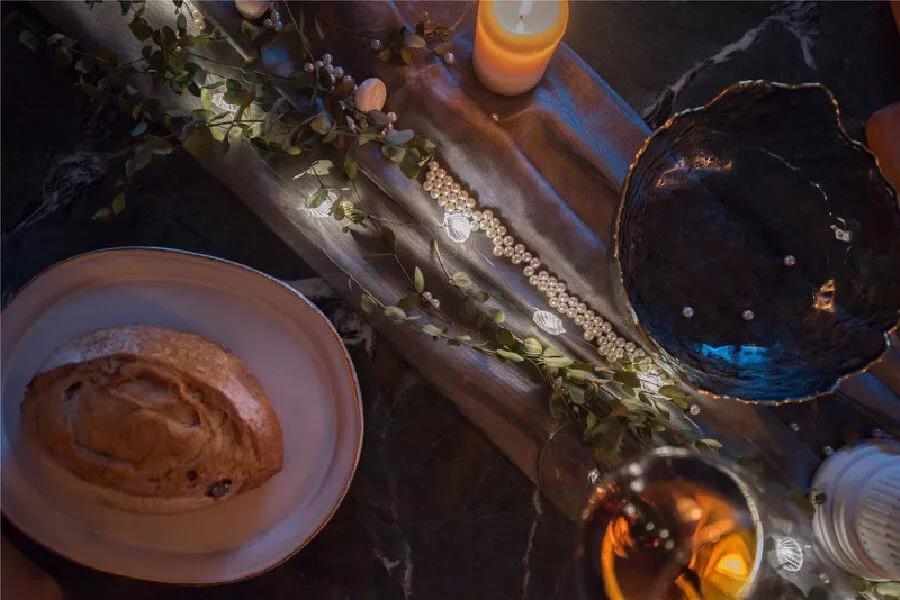 330㎡跃层，还附带阁楼，难怪朋友说像别墅，太大气了！尤其客厅