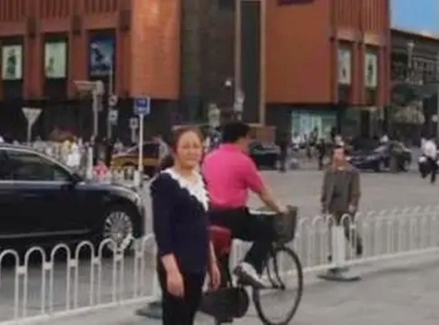 老虎咬死人事件真相,八达岭老虎咬游客事件