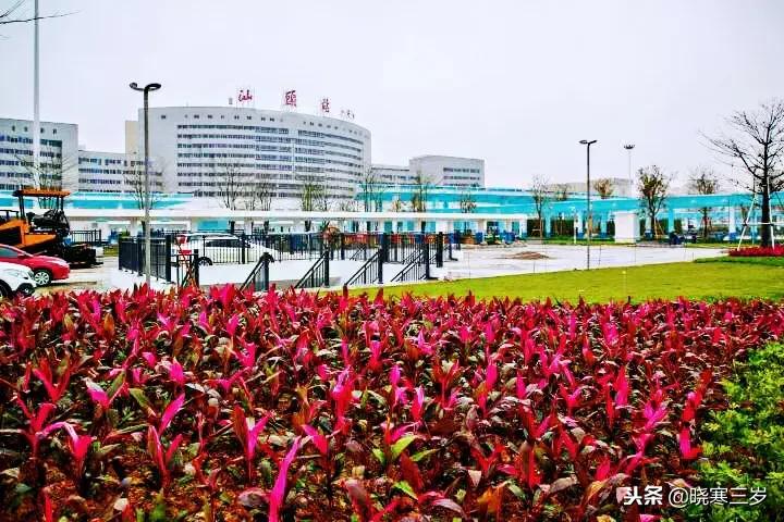 广深的潮汕吃货们开心了，官网已上线汕头站1月5号动车票信息