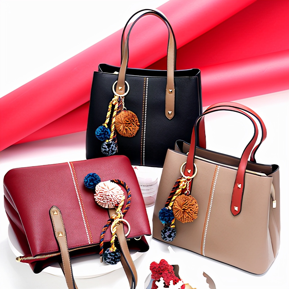 唯聚时*开代**启买包新模式，“免费换包”开启女性穿搭新时代