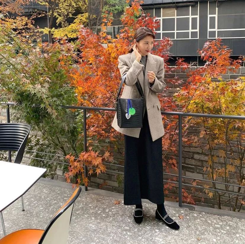 中长款大衣怎么穿显高,显高显瘦显腿长的大衣