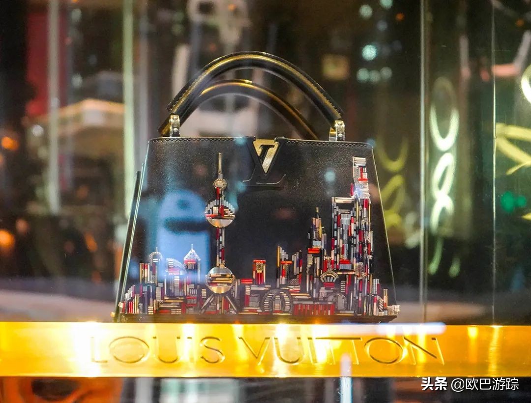 上海东方明珠塔里藏了一个酒店,你知道东方明珠有个酒店吗