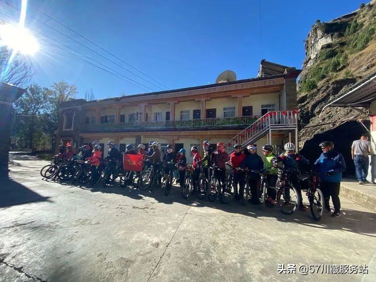 成都到香格里拉环线游路线图,成都318云南香格里拉