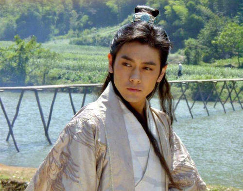 天龙八部段誉他爹,乔峰是段誉的姐夫还是妹夫