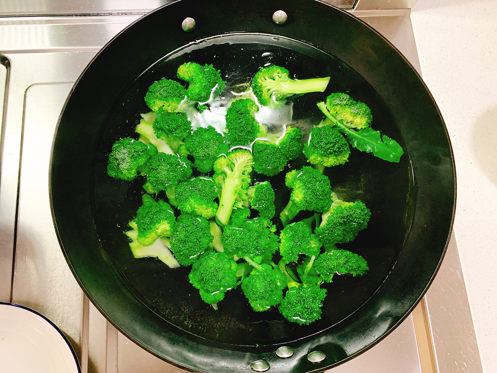 用什么办法炒青菜不发黑,有什么方法炒青菜不黄