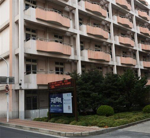 一楼房子的优点和缺点是什么,一楼的房子有哪些缺点