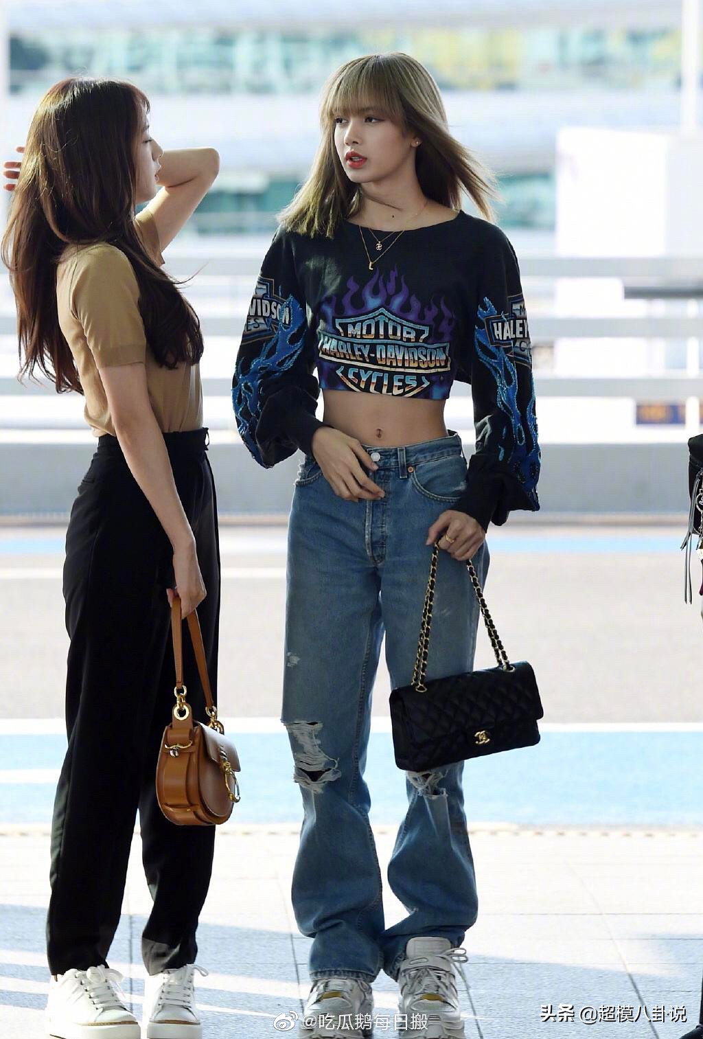 kpop爱豆出圈名场面lisa,attentionlisa舞台有多出圈