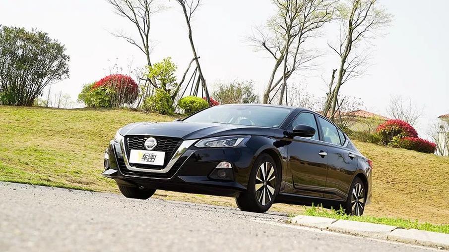 新天籁油耗多少钱一公里,新天籁2.0自吸油耗