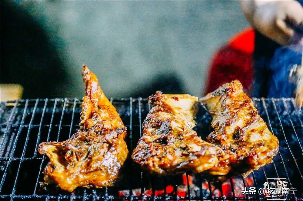 外地人去南宁旅游吃什么,外地人来南宁推荐吃饭地方