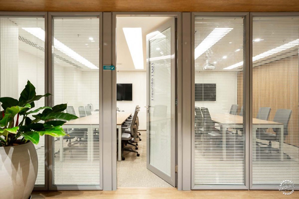 如何给自己一个舒服的办公环境,上班第一件事整理舒适的办公环境