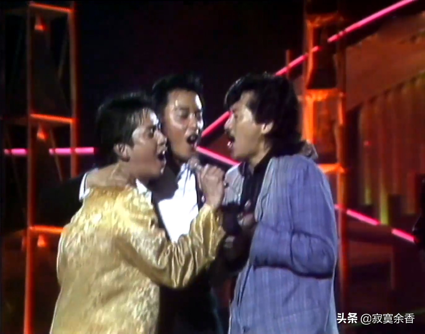 锁定85年群星劲歌荟萃，年轻时代的他们太惊艳太出彩了