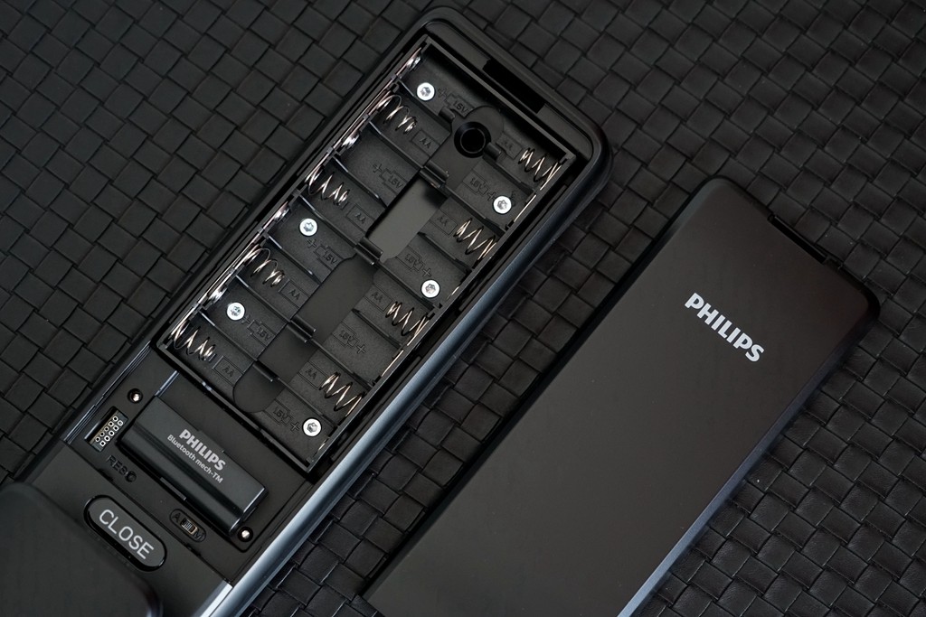 飞利浦智能门锁暴力测评,飞利浦智能门锁支持天猫精灵