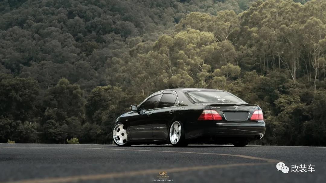 12代皇冠质感相当于现在的什么,最经典一款12代皇冠