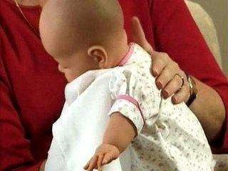 害怕宝宝睡觉受惊?看完后家长再也不用担心宝宝的这几种生理现象