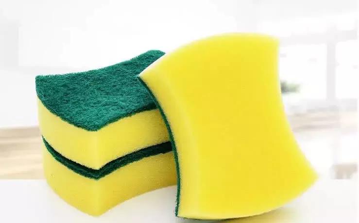 绒面鞋的正确清理方式,卡其色翻毛绒面鞋子脏了怎么清洗