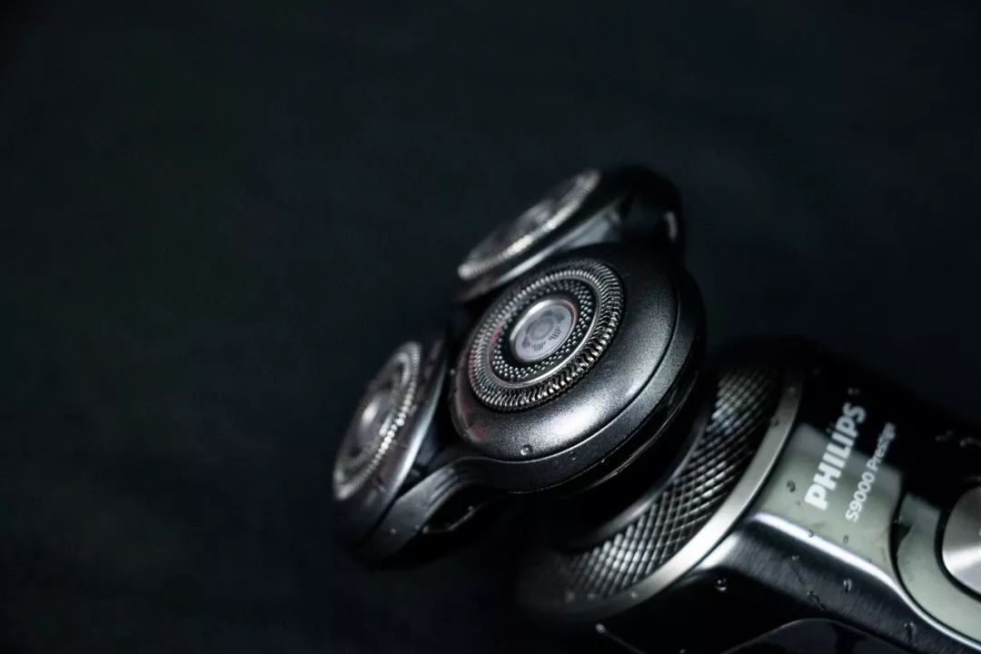 飞利浦s9000剃须刀怎么连接蓝牙,飞利浦s9000剃须刀怎么安装视频