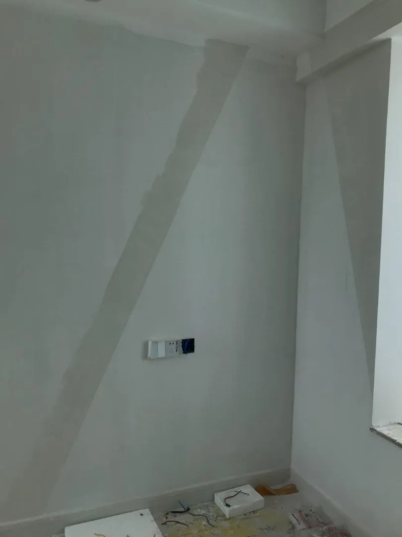 墙面刷腻子的流程注意事项,墙面粉刷刮腻子需要注意什么