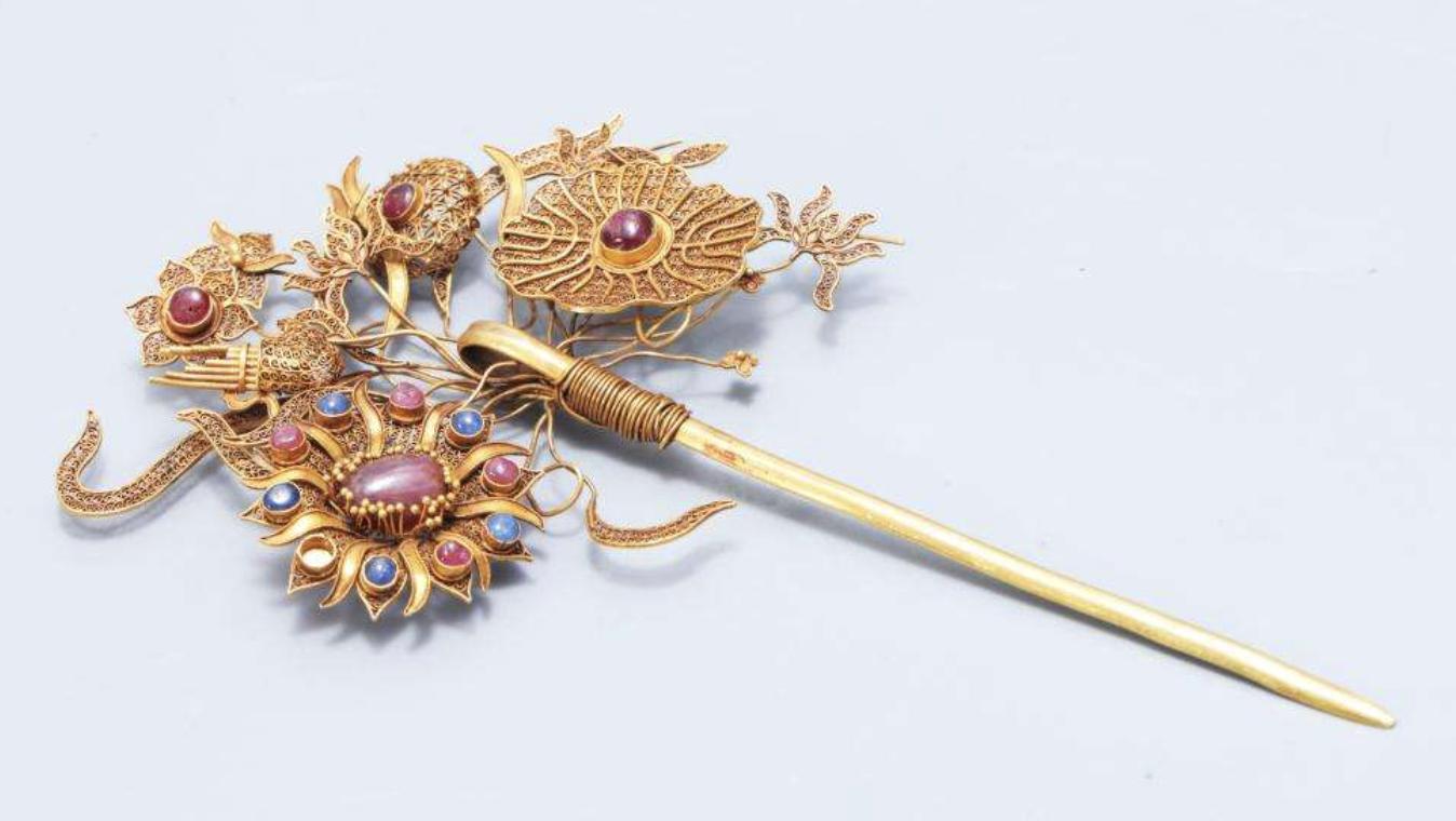 *瓶金**梅,老公五七没过,李瓶儿上门争当西门庆第六个小妾,为何?