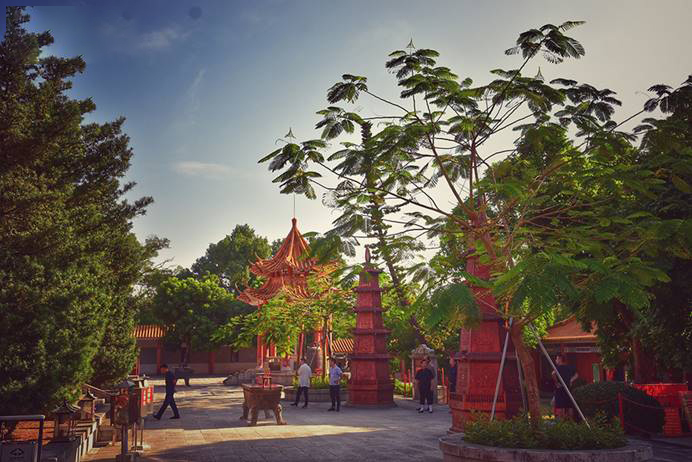 全新一代瑞虎8穿越剑门关,全新一代瑞虎8十万人百城公测